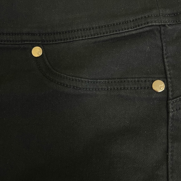 Thalia Sodi Women's Black Jeggings Large | Worn only once | Gold Toned buttons - Picture 5 of 8